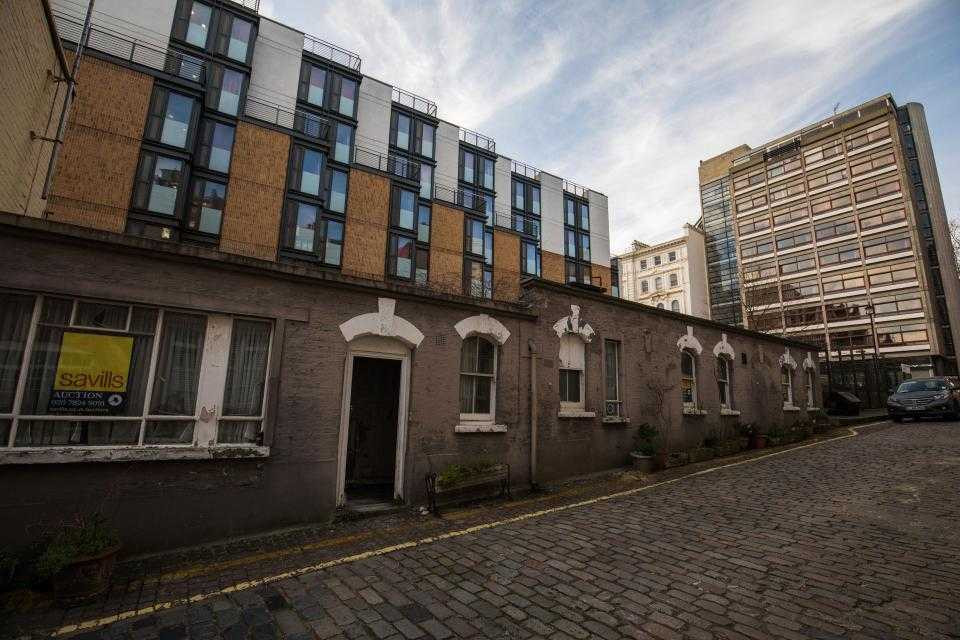 Căn nhà mặt tiền 19m, sâu... 0,7m giá 22 tỉ đồng ảnh 1