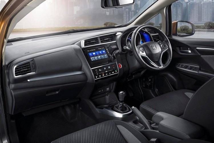 honda-wr-v-chot-gia-chi-tu-270-trieu-hinh-6
