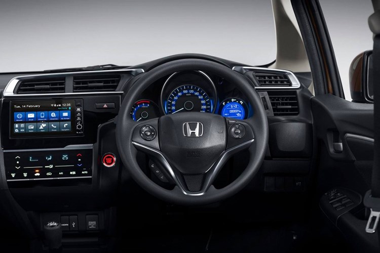 honda-wr-v-chot-gia-chi-tu-270-trieu-hinh-7