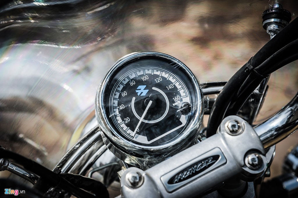 Moto duong truong 220 phan khoi gia hon 60 trieu tai Ha Noi hinh anh 4