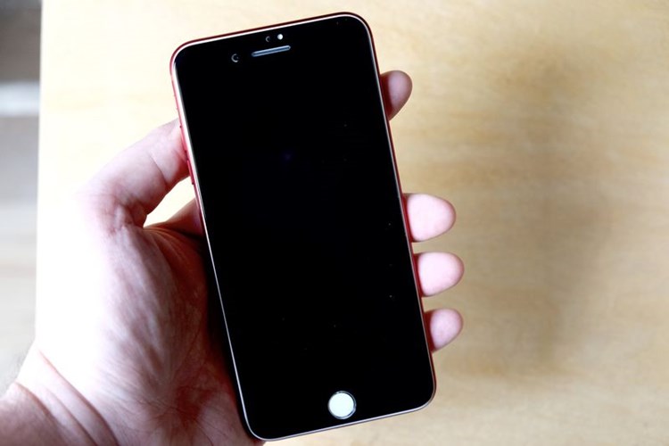 chiem-nguong-bo-anh-iphone-7-do-den-sieu-dep-hinh-9