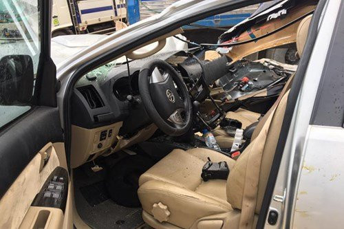 Toyota Fortuner nat bet, tui khi