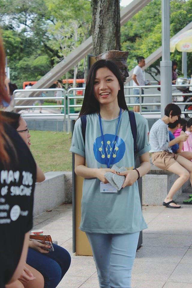 Nu sinh truong Ams lot 0,03% nguoi dat diem SAT tuyet doi hinh anh 1