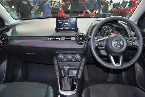 mazda2 2017 gia 344 trieu dong sap ve viet nam hinh anh 3