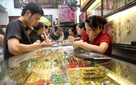 Hinh anh Gia vang se tang toi 40 trieu dong/luong