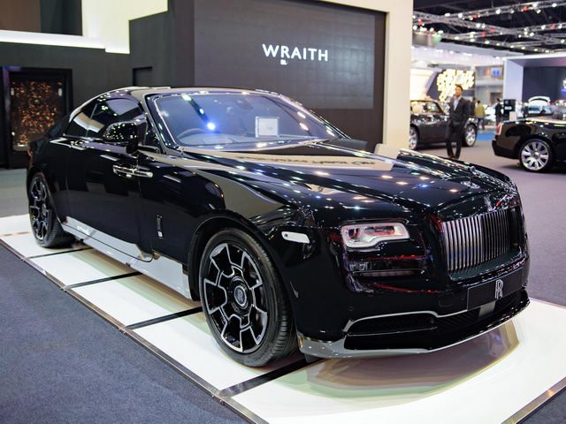 ngam rolls-royce wraith black badge gia 23 ty dong hinh anh 1