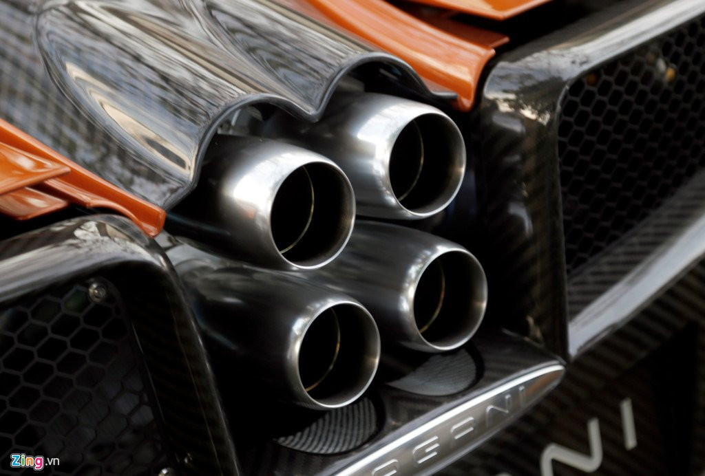 Chi tiet Pagani Huayra 80 ty cua Minh Nhua o Sai Gon hinh anh 10