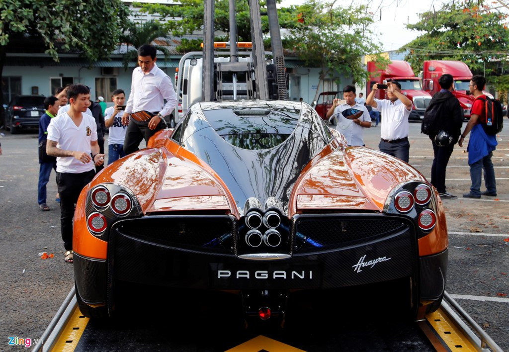 Chi tiet Pagani Huayra 80 ty cua Minh Nhua o Sai Gon hinh anh 5