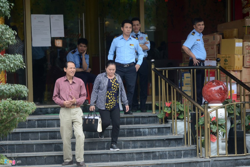 Tru so Thien Ngoc Minh Uy van tap nap ngay cham dut hoat dong da cap hinh anh 2