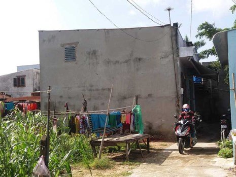 Nha khong giay to cung dat nhu tom tuoi hinh anh 2