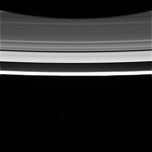 Những hình ảnh chưa từng thấy về vành đai của Sao Thổ - 4