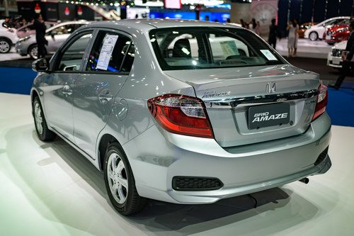 xe nho gia re honda brio chi tu 324 trieu dong hinh anh 7
