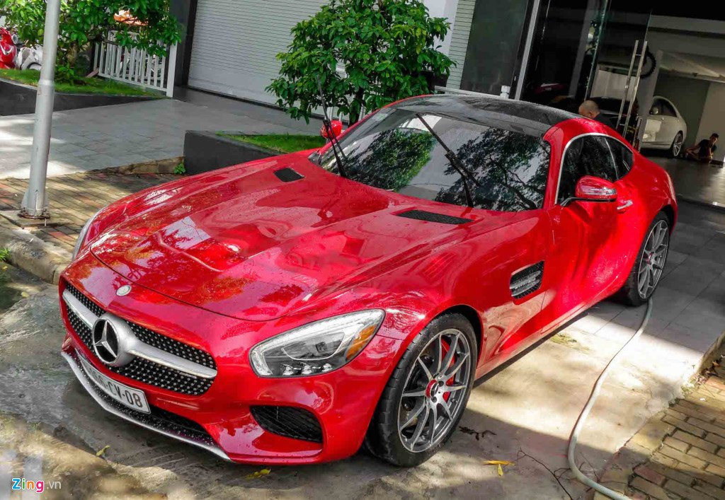Cuong Do La mua them sieu xe Mercedes GT hon 8 ty hinh anh 5