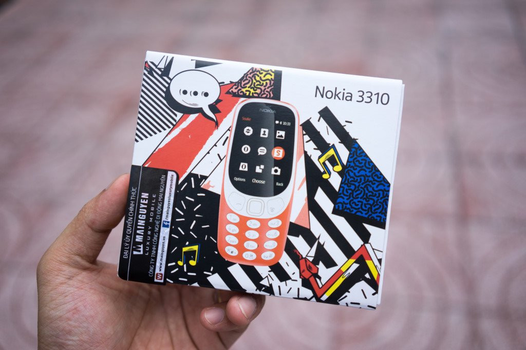 Mo hop Nokia 3310 gia hon mot trieu dong vua ban o Viet Nam hinh anh 1