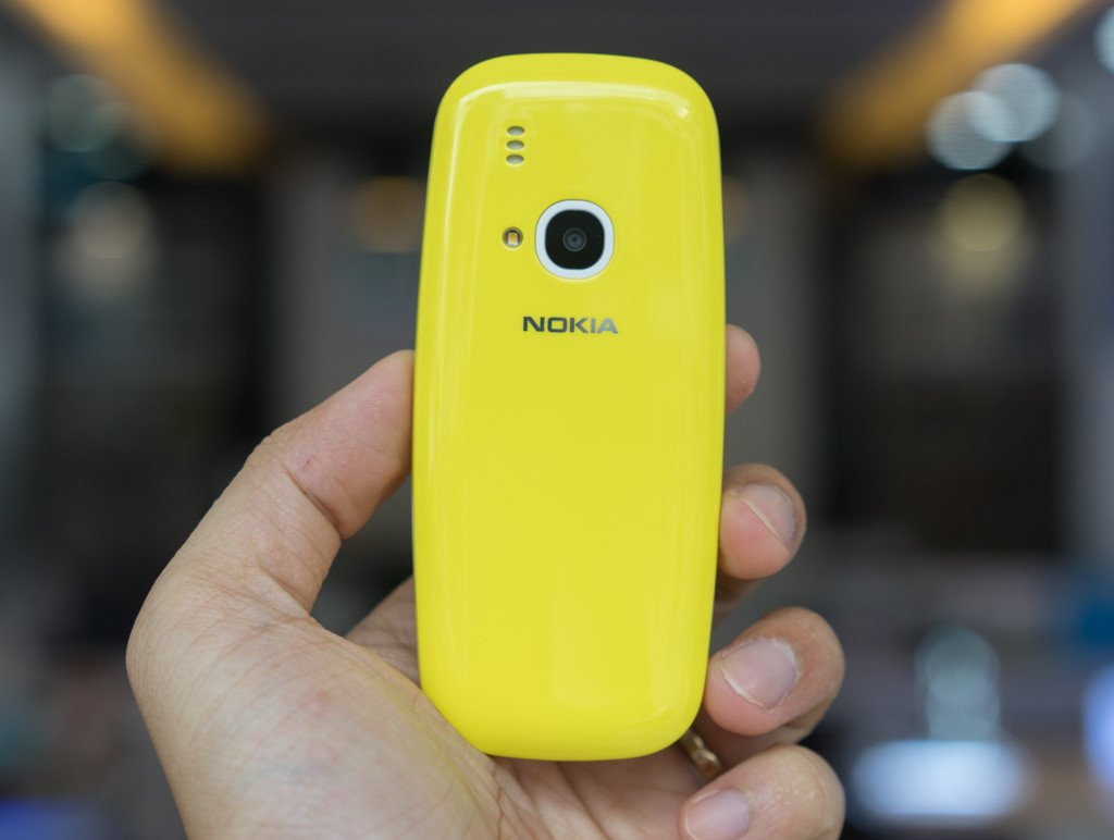 Mo hop Nokia 3310 gia hon mot trieu dong vua ban o Viet Nam hinh anh 5