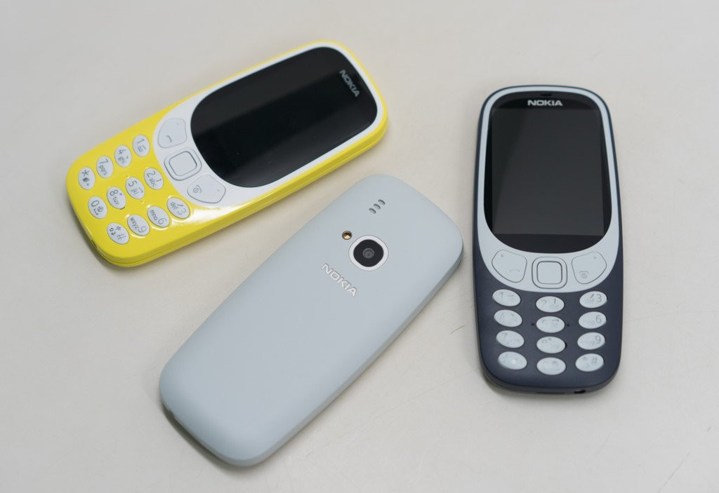 Mo hop Nokia 3310 gia hon mot trieu dong vua ban o Viet Nam hinh anh 9