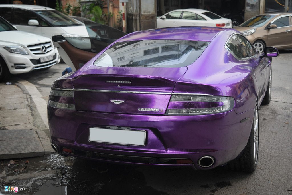 Aston Martin Rapide S mau doc nhat Viet Nam, gia hon 10 ty hinh anh 3