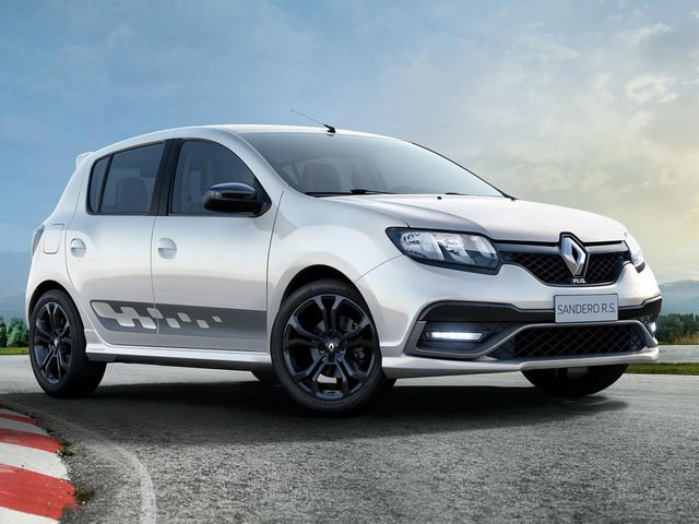 renault sandero rs 2.0 co gia chi 439 trieu dong hinh anh 1