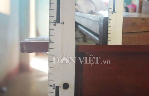 kho vi ban ghe thap, hoc sinh quang ngai bi thay loai... thap hon hinh anh 2