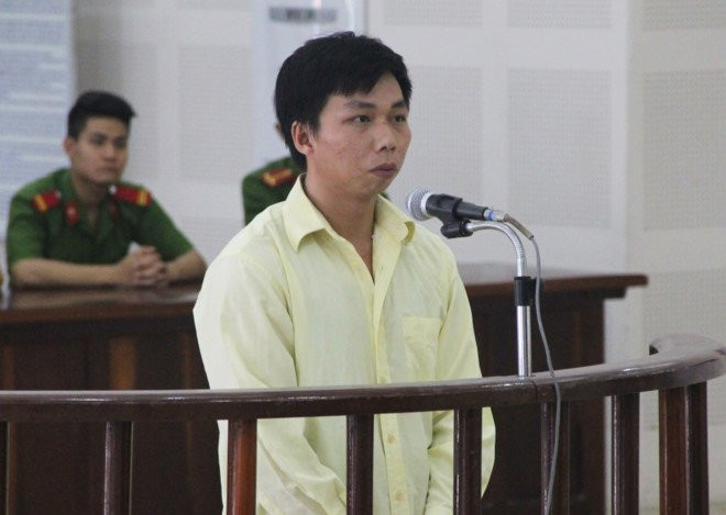 Giết em trai hiếp dâm chị gái ở Đà Nẵng, giết người hiếp dâm, 30 năm tù, giết em trai chủ quán cà phê, hiếp dâm, giết người, án mạng, tin tức, an ninh hình sự, pháp luật, tin tức trong ngày, báo đà nẵng, pháp luật hôm nay, báo pháp luật, tin tức 24h, vtc, vtc news, vtc.vn - 1