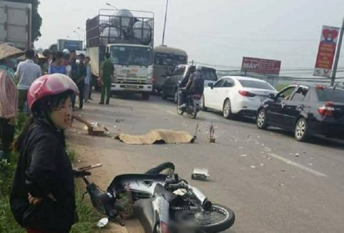 Hiện trường vụ tai nạn nghiêm trọng.