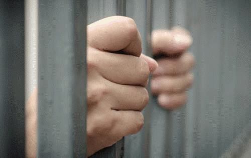 Hinh anh Nhom giang ho bat giu co gai, doi tien chuoc gia dinh o Sai Gon