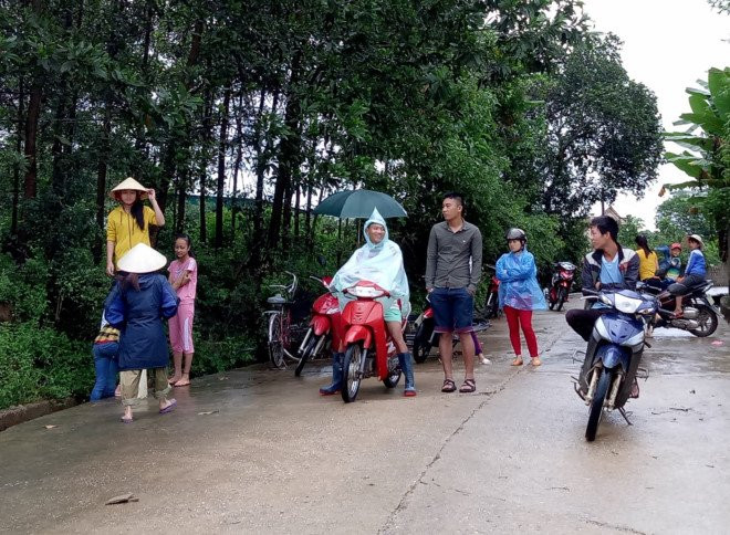 Thanh Hoa mua lon keo dai, nhieu xa mien nui bi co lap hinh anh 3