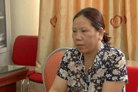 Hinh anh “Banh ve” chay viec va ban danh sach nan nhan mat hon 70 ty dong