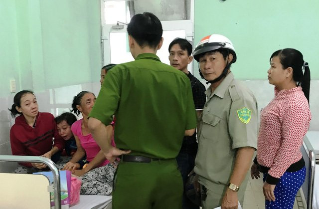 Lực lượng Công an có mặt tại bệnh viện Hoàn Hảo để làm rõ vụ việc.
