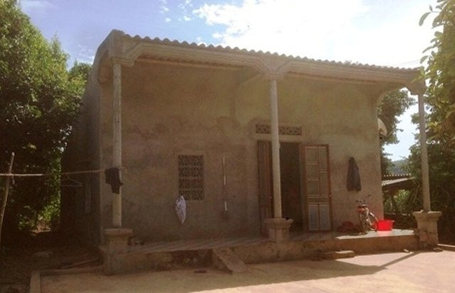 Ngôi nhà đối tượng Bình – nơi xảy ra sự việc. Ảnh: V. ĐỒNG