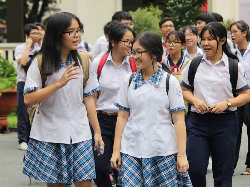 TP.HCM: Điểm chuẩn lớp 10 giảm sốc - ảnh 1