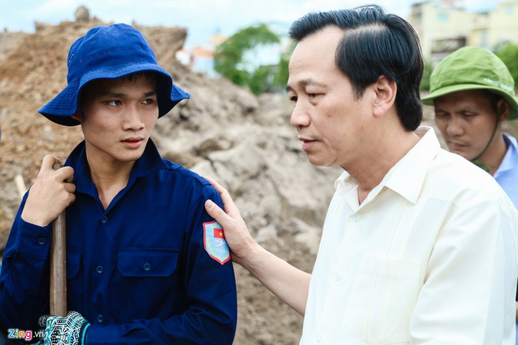 Nhieu di vat nghi cua liet si duoc tim thay o san bay Tan Son Nhat hinh anh 1