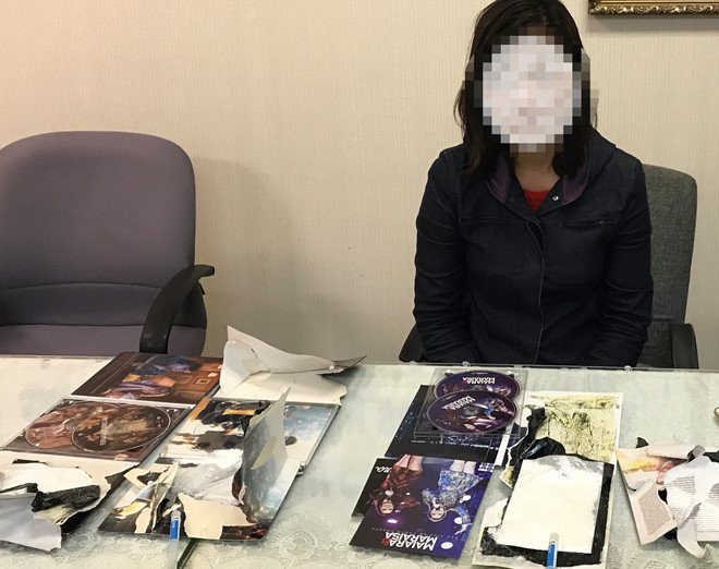 Nu hanh khach bi bat vi 'nguoi tinh' ngoai quoc nho chuyen ma tuy hinh anh 1