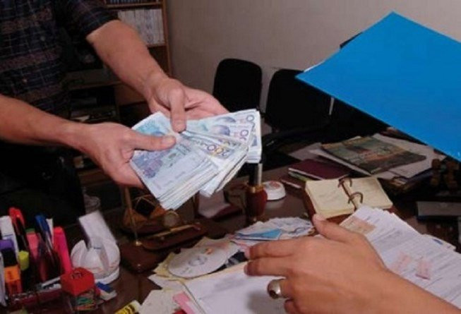 tham-phan-bi-to-nhan-1-ti-dong-xu-thang-kien_BBTX