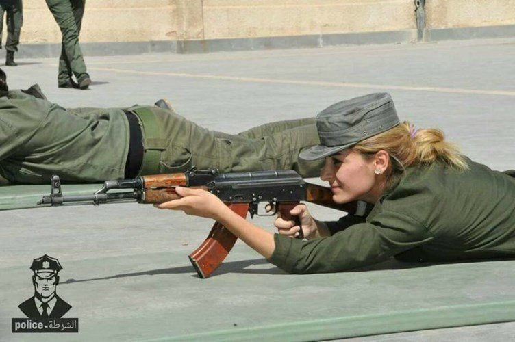 Chum anh nu canh sat Syria xinh dep “kho luyen” o Damascus-Hinh-7