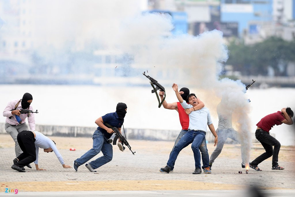 Dien tap chong khung bo tren song Han bao ve APEC 2017 hinh anh 3