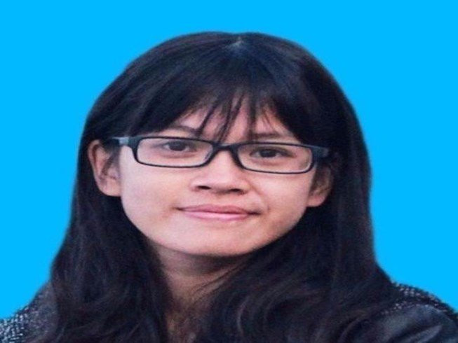 nu-sinh-dai-hoc-bach-khoa1