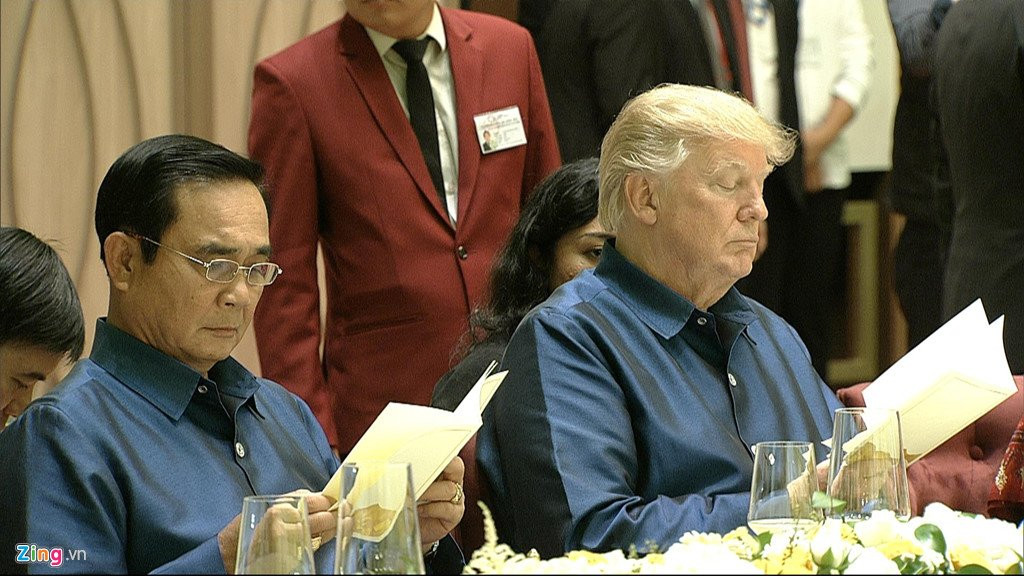 Chu tich nuoc Tran Dai Quang chu tri tiec chieu dai lanh dao APEC hinh anh 15