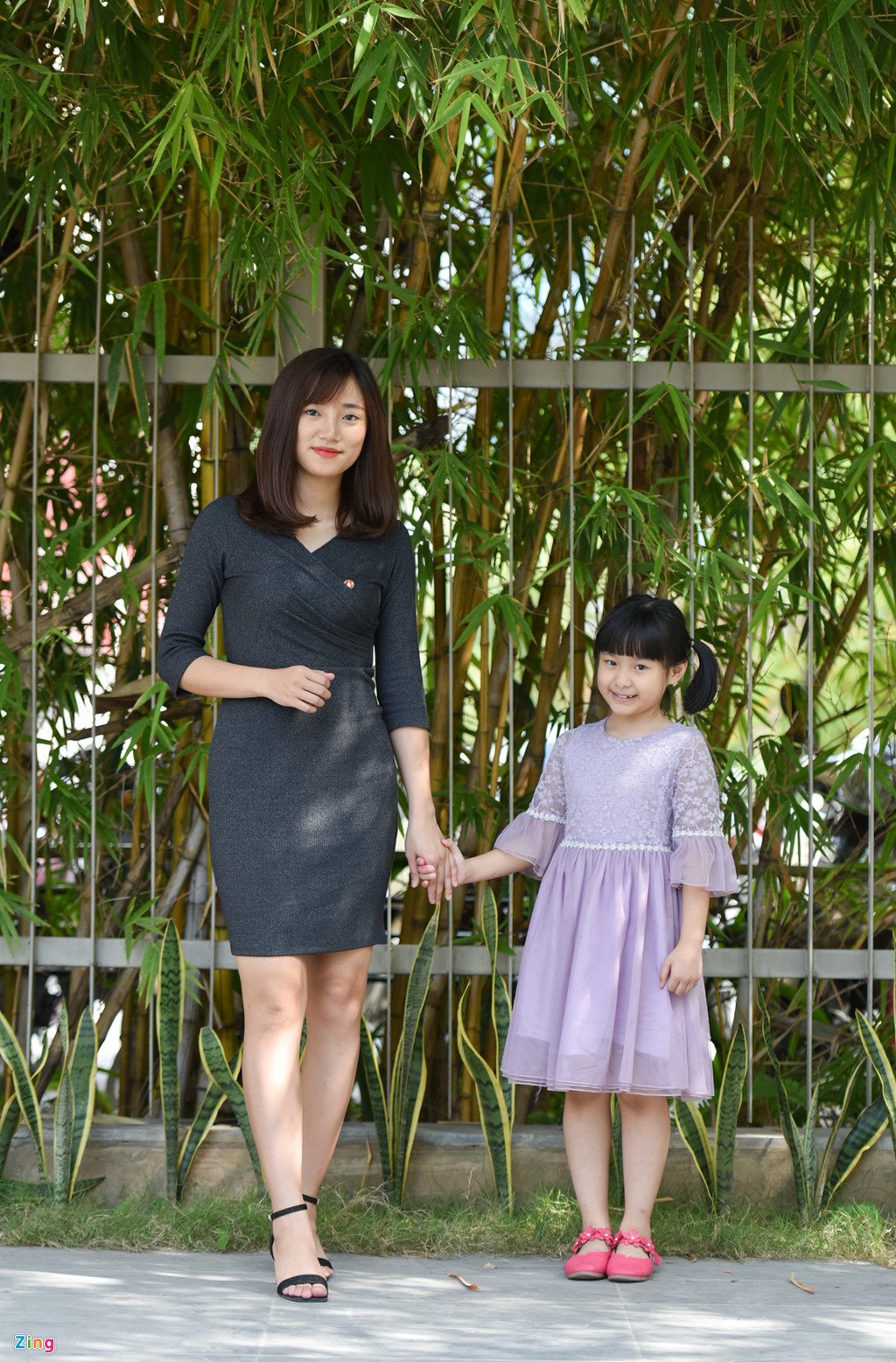 Nhung co giao 9X xinh dep, sanh dieu o truong Marie Curie hinh anh 14