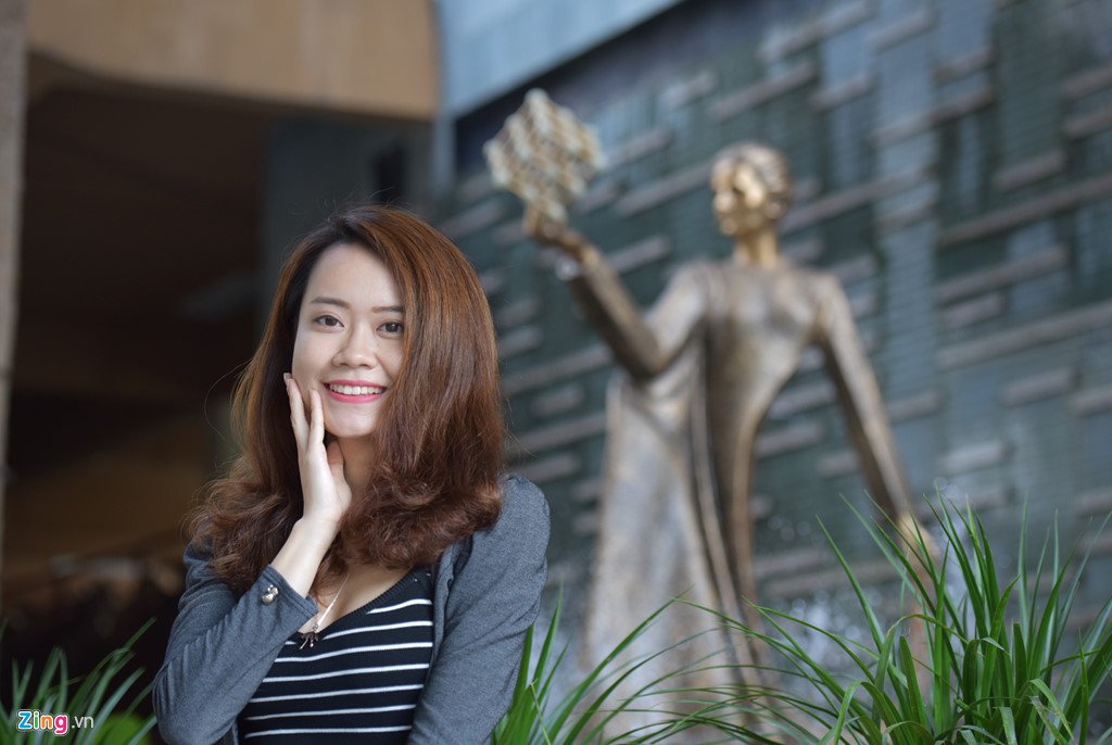Nhung co giao 9X xinh dep, sanh dieu o truong Marie Curie hinh anh 4