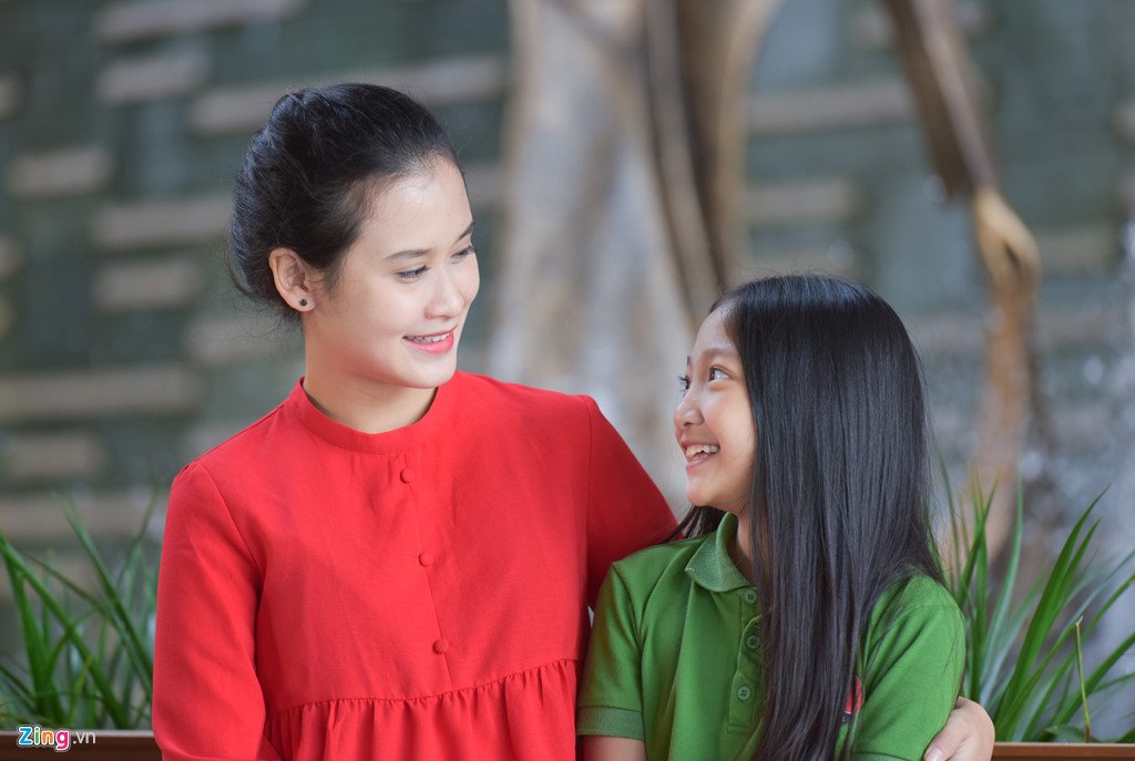 Nhung co giao 9X xinh dep, sanh dieu o truong Marie Curie hinh anh 9