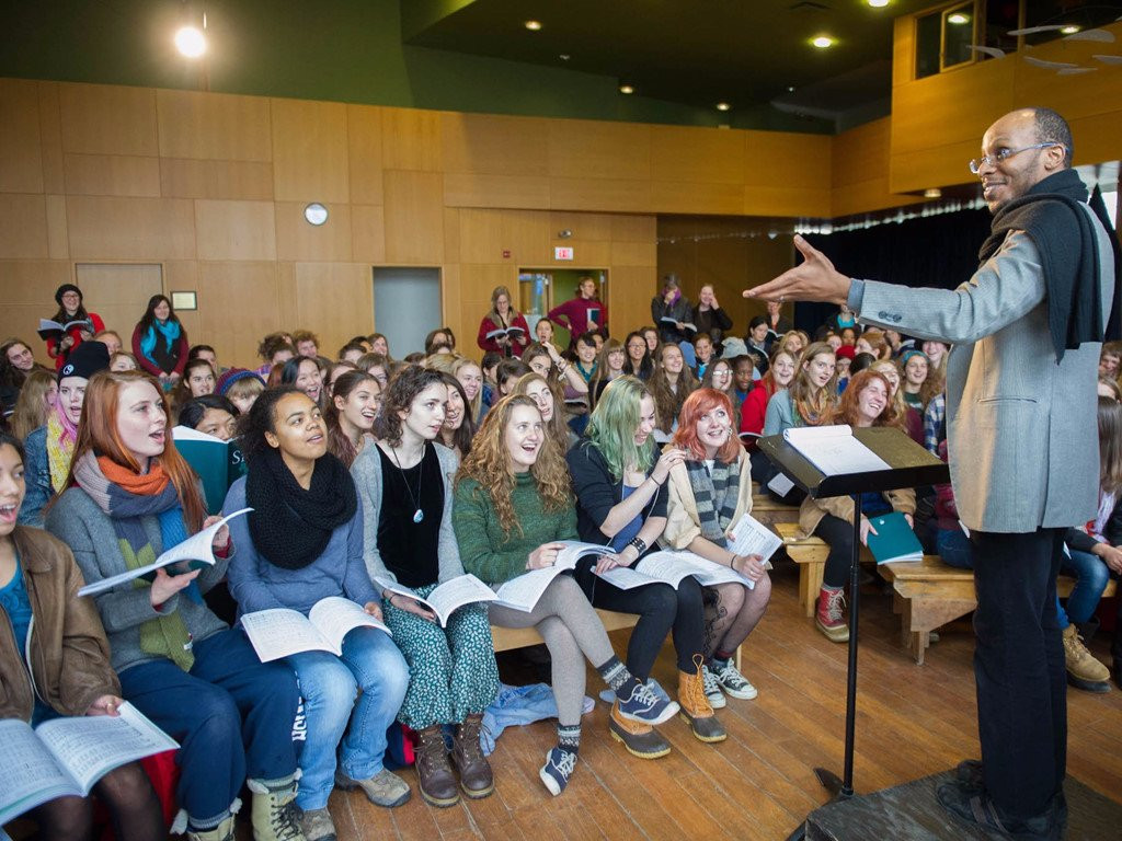 Ngoi truong doc nhat vo nhi day hoc sinh lam nong, ren kiem, nau an hinh anh 13