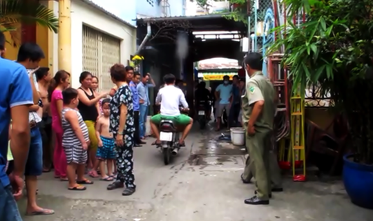 Ghen tuông, đâm chết tình địch tại đám giỗ - Ảnh 1.