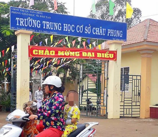 Bat thay giao the duc kiem vo su bi to dam o nu sinh cap 2 hinh anh 1