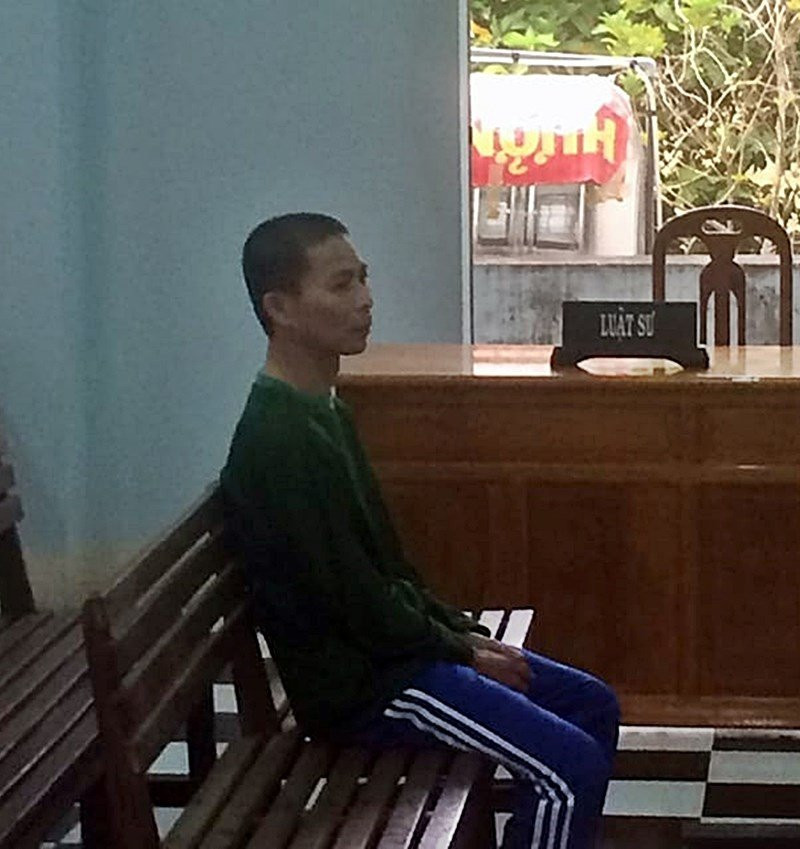 Phạt tù HLV quyền anh xâm hại hai nữ võ sinh - ảnh 1