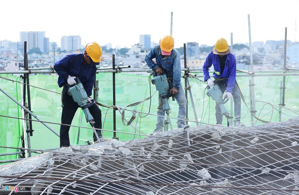 Ben trong thuy dai khong lo dang thao do o Sai Gon hinh anh 4