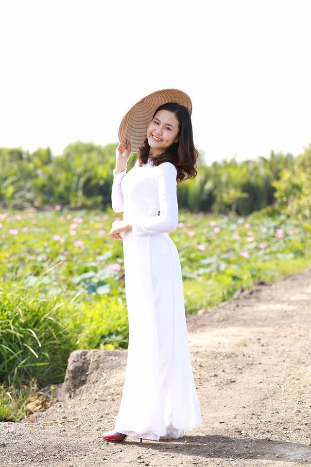 Co gai ma lum tro thanh hoa khoi 'Net dep sinh vien TP.HCM' hinh anh 3