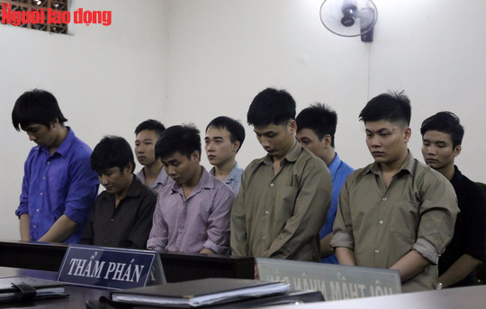 Kẻ cầm đầu băng nhóm vô cớ giết người thoát án tử hình - Ảnh 2.