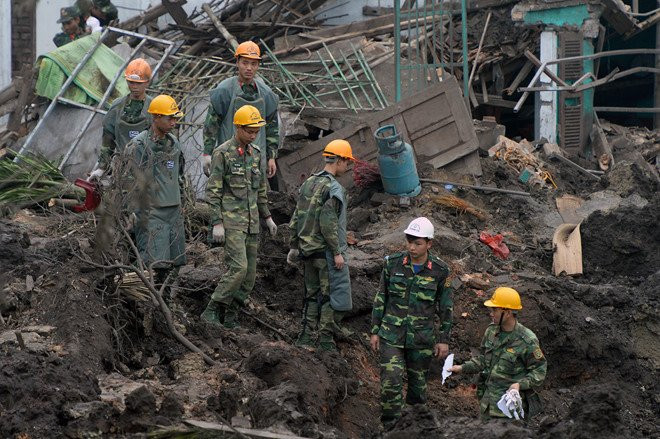 Thu 6,7 tan dau dan, kim loai sau vu no o Bac Ninh hinh anh 3
