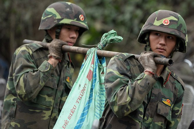 Thu 6,7 tan dau dan, kim loai sau vu no o Bac Ninh hinh anh 1